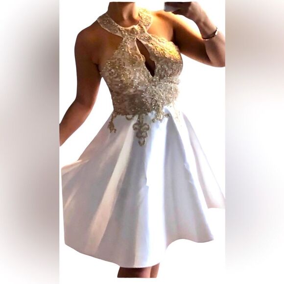 Xscape Embellished Embroidered Mikado Party Dress White Gold Size 2 EUC - Picture 1 of 15